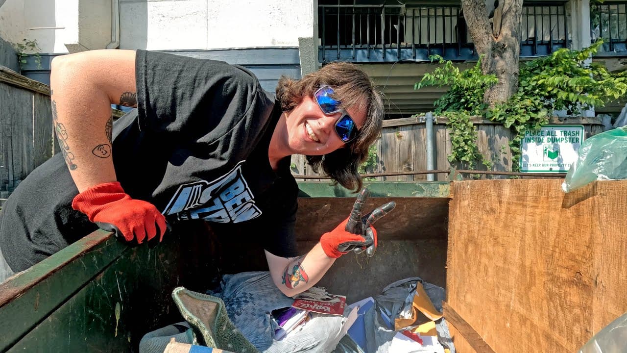 I Went Dumpster Diving ALONE and Found So Much in ONE Dumpster!