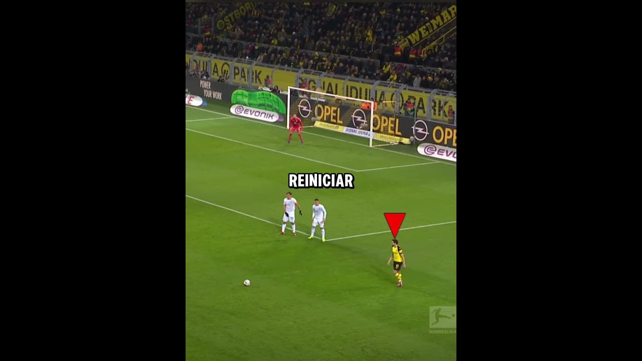 Táctica de tiro libre con 1000 de IQ 🧠 #futbol