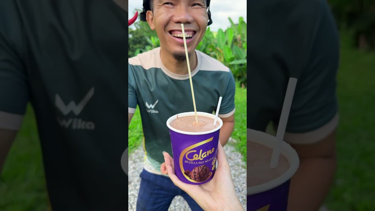 chiếc cốc có đầy ớt siêu cay khi anh trai chia sẻ đồ ăn cho người khác thật khó lường trước #shorts