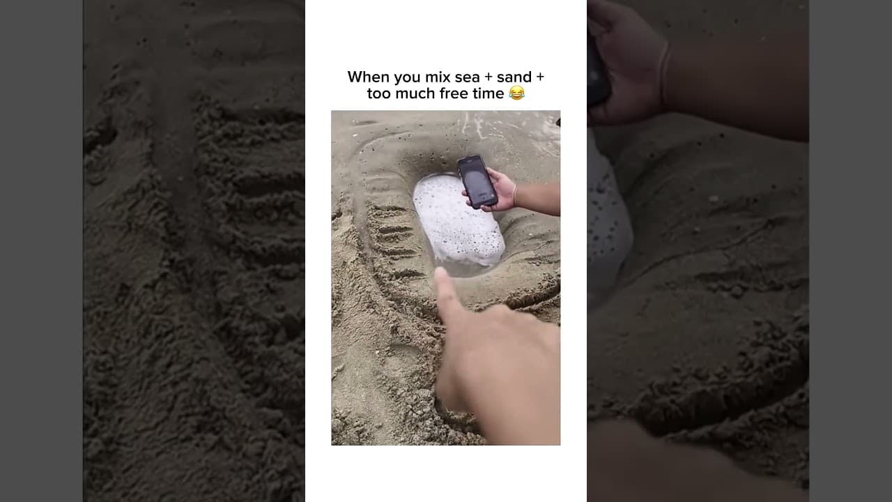 Music & memes – the perfect combo! 🎶 🤣#BeachVibes#FunnyShorts#VacationMood