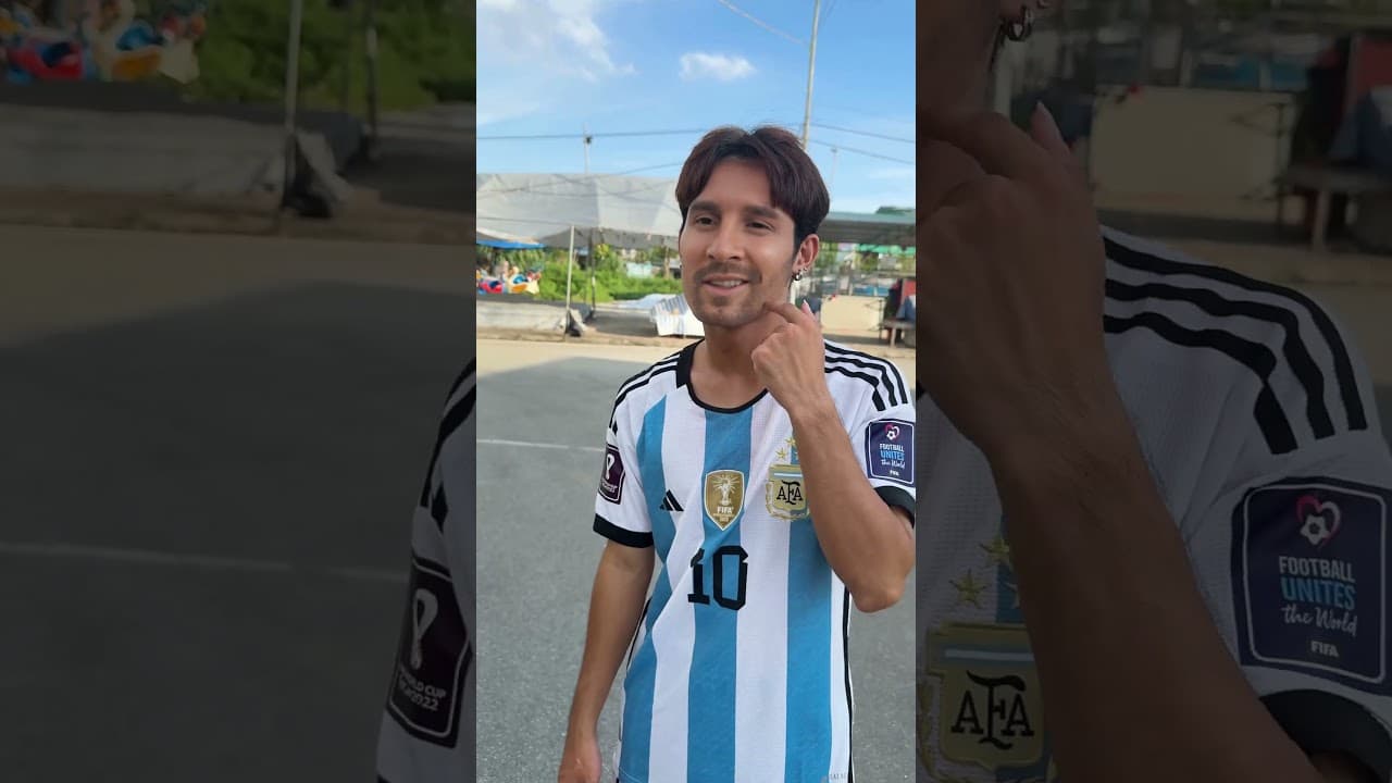 Messi đã dạy Ronaldo cách trở lên mạnh mẽ #shorts #kindness